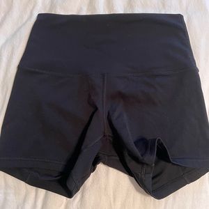 J80 fit shorts